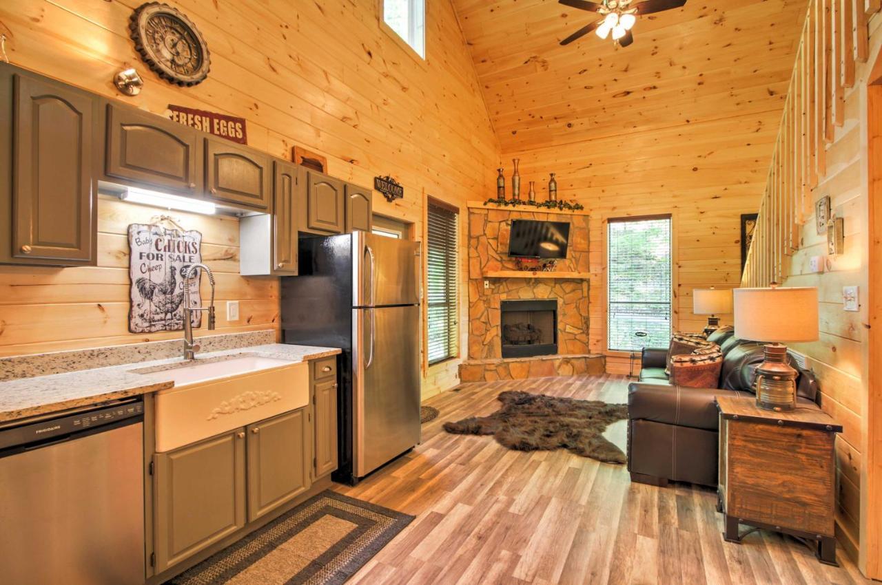 Gatlinburg Cabin With Hot Tub 5 Mi To Downtown Экстерьер фото