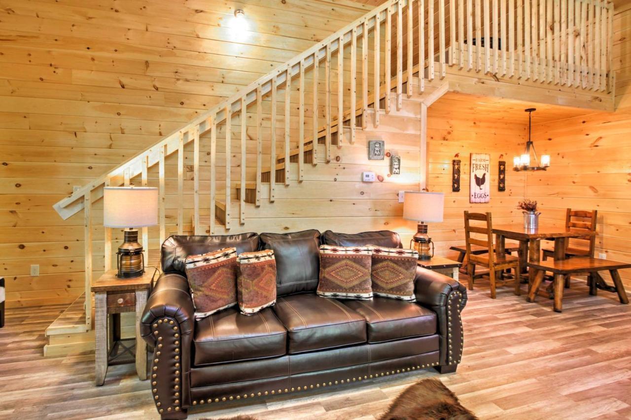 Gatlinburg Cabin With Hot Tub 5 Mi To Downtown Экстерьер фото