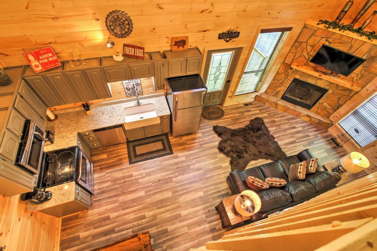 Gatlinburg Cabin With Hot Tub 5 Mi To Downtown Экстерьер фото